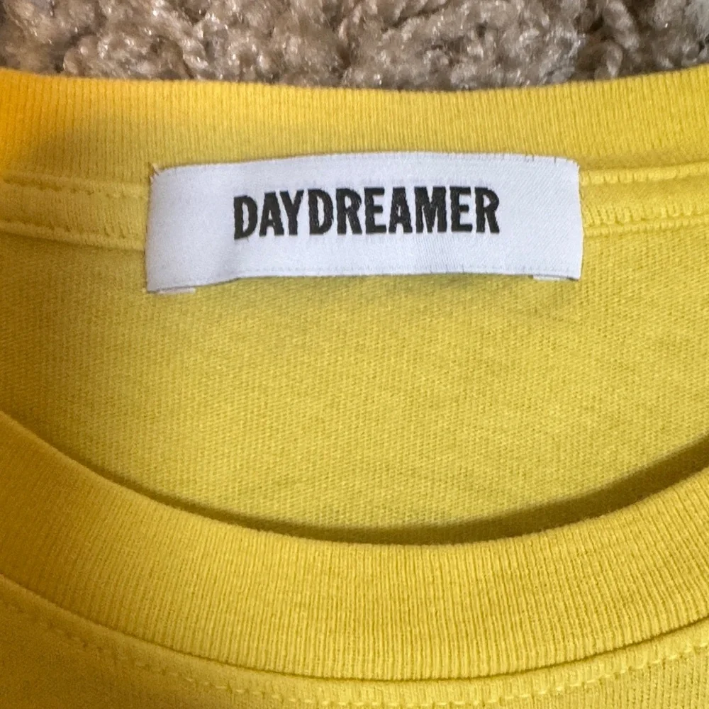 DayDreamer Yellow Graphic Beach Boys Tour T-Shirt size Small